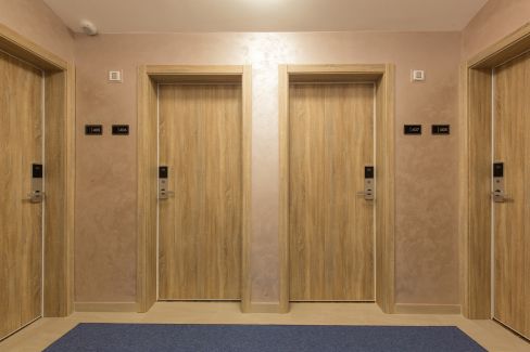 puertas hotel